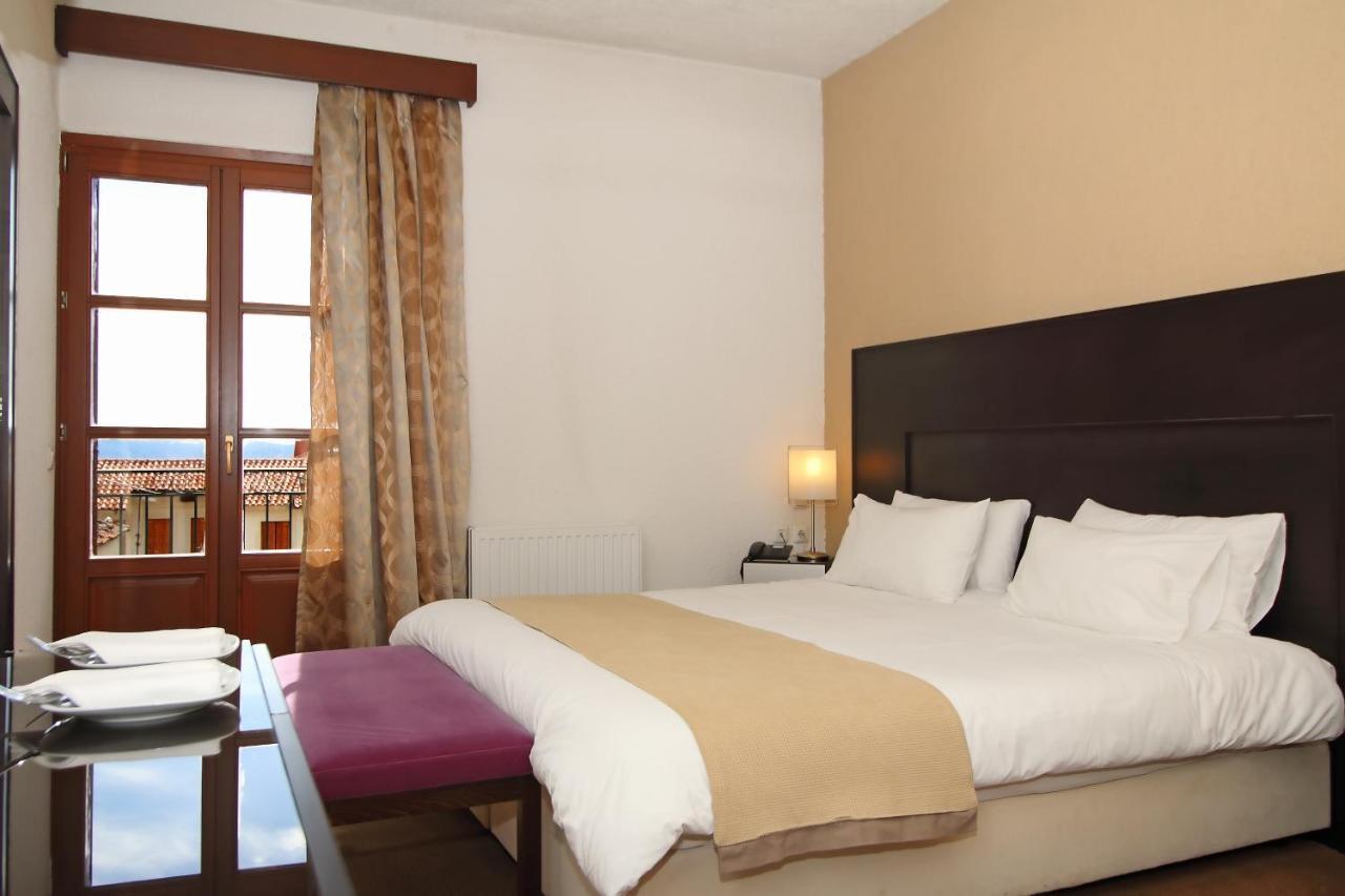 Boutique Hotel Parnassia アラコバ エクステリア 写真